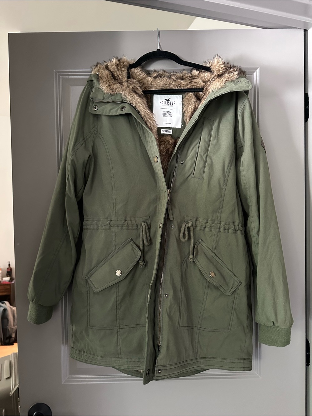 Vintage Hollister Army Green Faux-Fur Lined Parka Jacket - Women